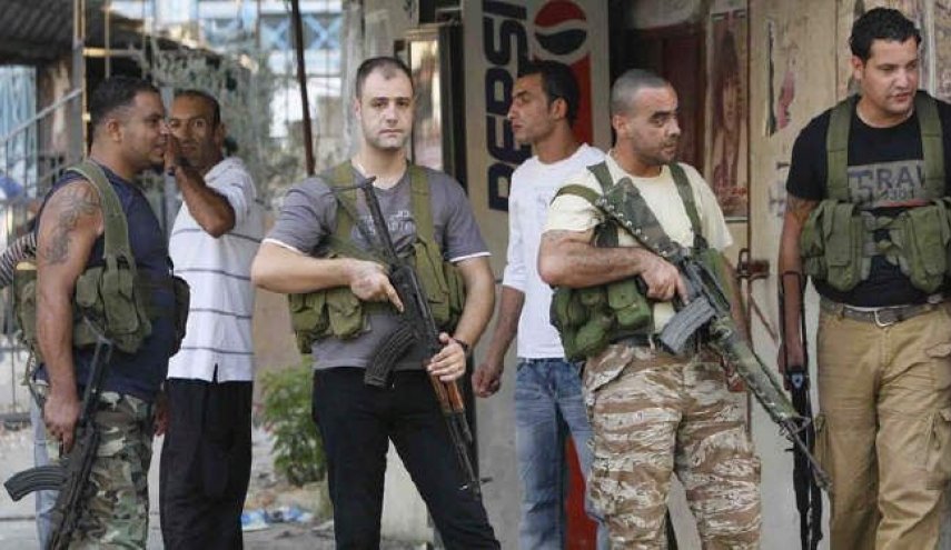 لبنان : جرحى في مخيم عين الحلوة جراء اشتباكات بالاسلحة النارية