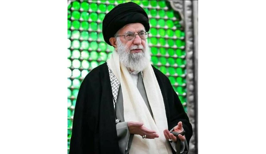 زیارت آیت‌الله خامنه‌ای از حرم حضرت عبدالعظیم حسنی(ع)