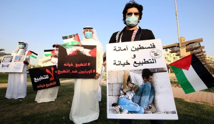 الكويت تقرر فصل مسؤولة بمدرسة أجنبية دعت لزيارة 