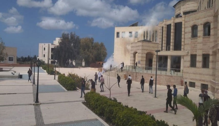 قوات الإحتلال تقتحم جامعة 'خضوري' في طولكرم 