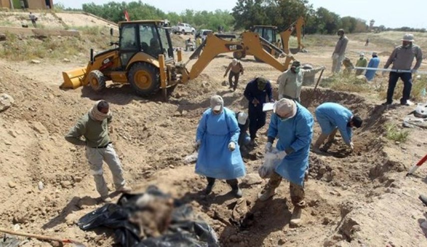 الحشد الشعبي يؤمن مراسيم فتح وتنقيب المقابر الجماعية في سنجار