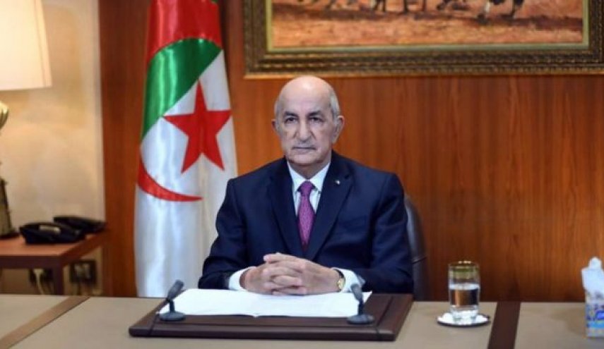 الرئيس الجزائري يوجه بفتح تحقيق في تدهور النقل البحري ومحاسبة المسؤولين
