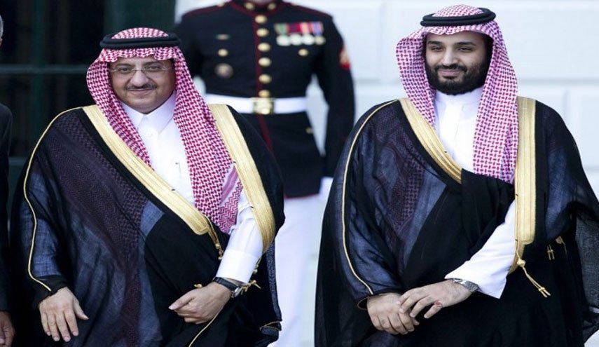 صحيفة بريطانية تكشف.. سبب العداء بين إبن سلمان وإبن نايف