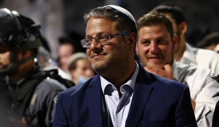 المتطرف بن غفير يشيد بجندي صهيوني أعدم شابًا فلسطينيًا 