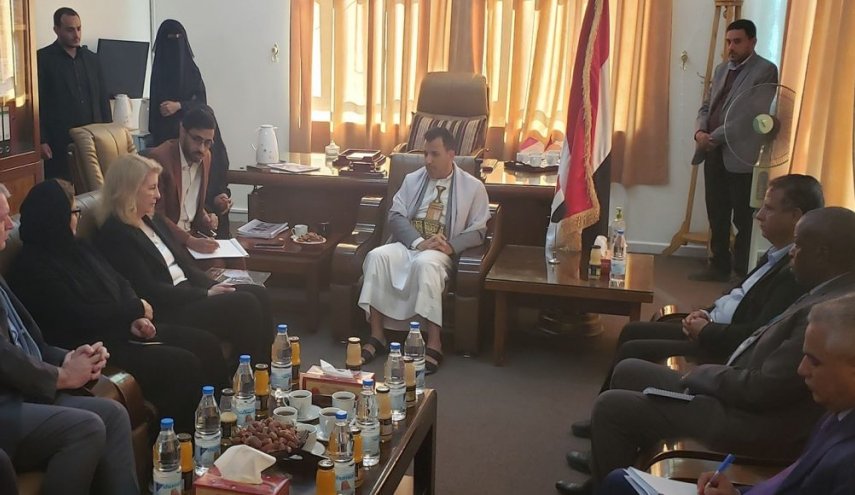 'العدوان قتل أكثر من 8 آلاف طفل وامرأة يمنية'.. 