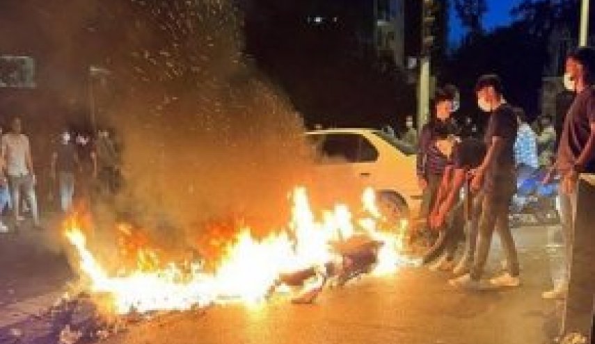 العراقيون ينتقدون اعمال الشغب الاخيرة في ايران.. وهذا ما قالوه