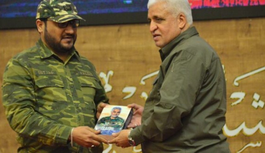  الفياض يزيح الستار عن كتاب “سليماني منا اهل العراق”