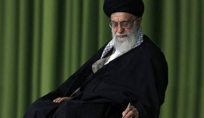 قائد الثورة الإسلامية يعزي باستشهاد العالم الديني عبد الواحد ريكي