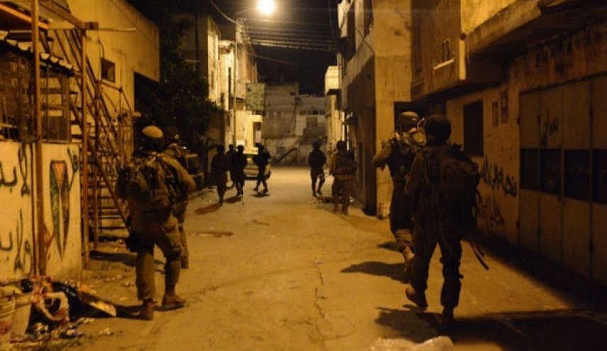 فلسطين.. إصابات بالاختناق خلال مواجهات مندلعة في مخيم العروب شمال الخليل

