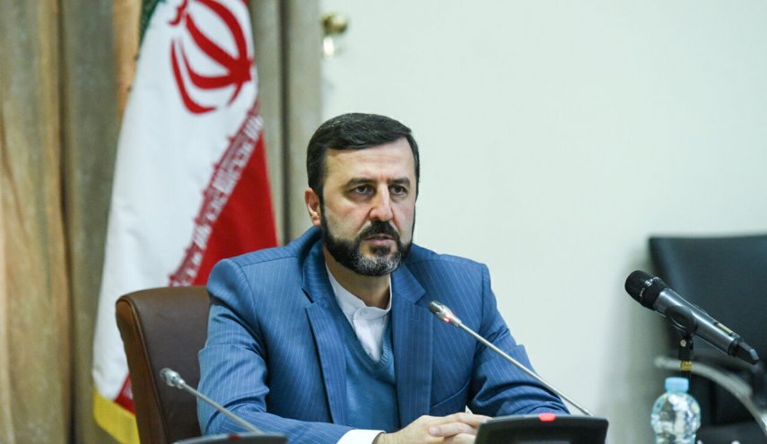 غريب آبادي: مزحة مريرة ان تدعي اميركا الدفاع عن حقوق المراة الايرانية