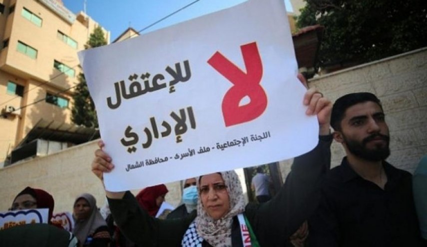 ارتفاع عدد المعتقلين الإداريين المقاطعين لمحاكم الاحتلال إلى 80