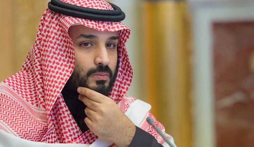 ناشط سعودي: 'إبن سلمان' يريد إنتاج جيل مسخ، بعيد عن دينه وأعراف مجتمعه