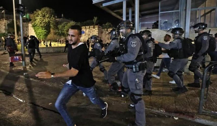 حمله صهیونیست‌ها به تظاهرات فلسطینیان در الخلیل

