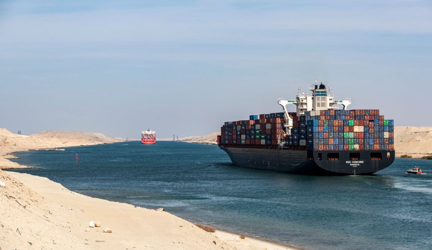 جدل واسع في مصر حول بيع أصول قناة السويس