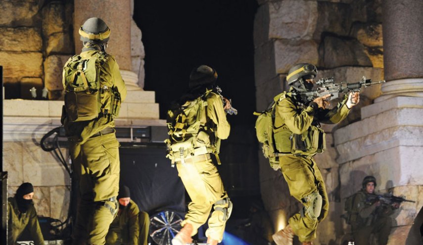 إعتقالات واعتداءات صهيونية في الضفة والقدس