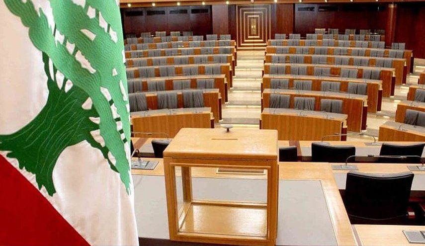 لبنان :مبادرة حوارية مطلع العام.. الانهيار يسابق التسوية