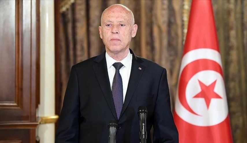 تونس..سعيّد يقيل وزيرة التجارة وينهي مهام والي محافظة صفاقس