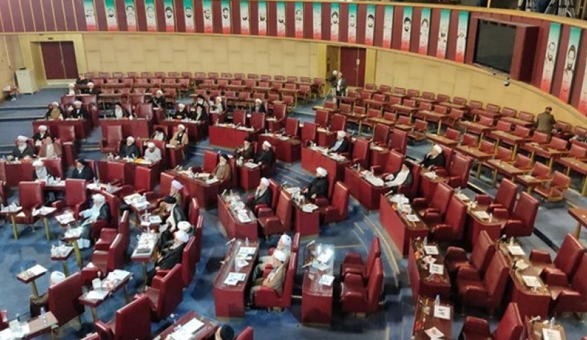 مجلس خبراء القيادة: التصرف الوقح للصحيفة الفرنسية همجية ثقافية