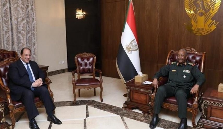 القاهرة تطرح مبادرة 