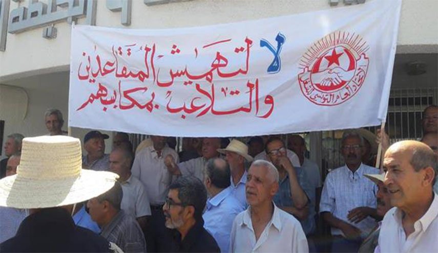 متقاعدو تونس إلى الشوارع ضد 'الغلاء'