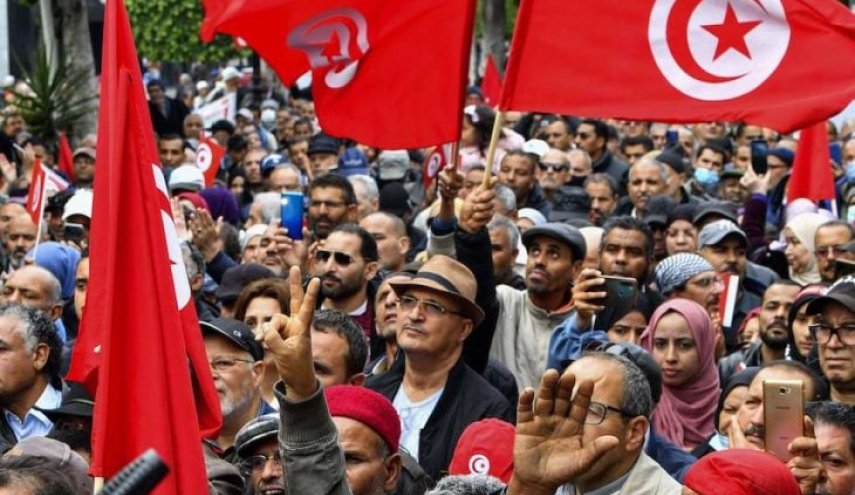 ذكرى ثورة تونس: المعارضة تحشد للتظاهر والسلطة تحذر من 