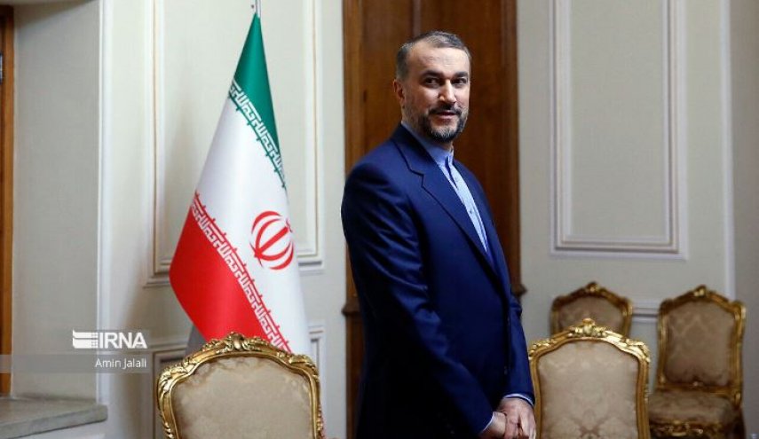 وزير الخارجية الايراني يلتقي نظيره اللبناني في بيروت
