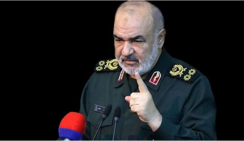 اللواء سلامي: الارهاب الذي ينسبه الاعداء لنا صنعه الاميركان