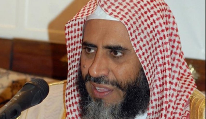 في دستور الطغاة.. إن لم تستطيع أن تفند الرسالة فاقتل الرسول!