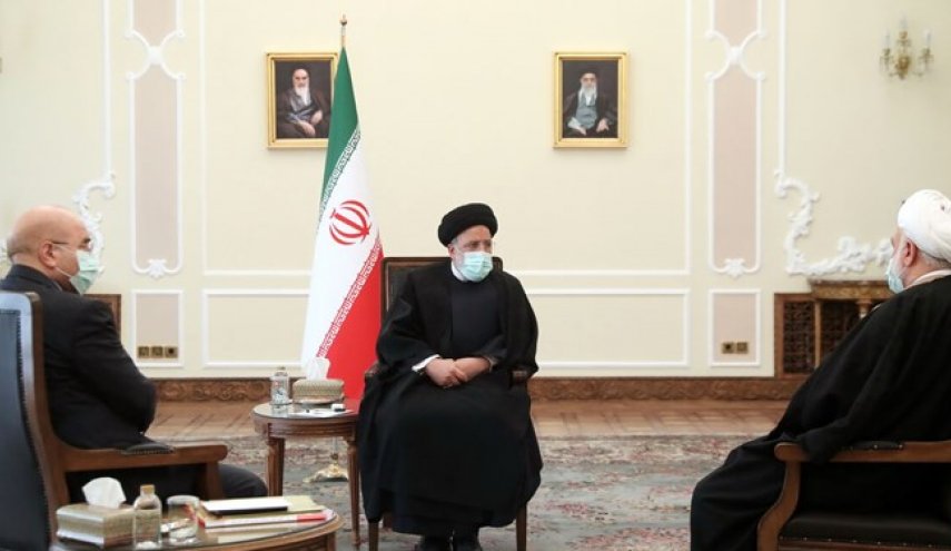 رد فعل رؤساء السلطات الثلاث على خطوة الاتحاد الأوروبي ضد حرس الثورة