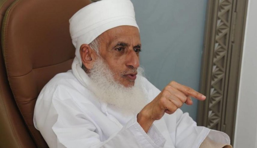مفتي عُمان يدين حادثة إحراق القرآن بالسويد