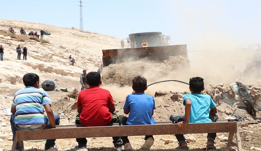 المناطق 'ج'.. 'الخان الأحمر' استعلاء 'الأبارتهايد' الإسرائيلي