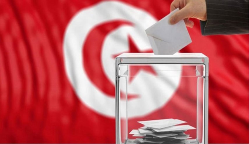 التونسيون يتوجهون لمكاتب الاقتراع في الدور الثاني من الانتخابات البرلمانية