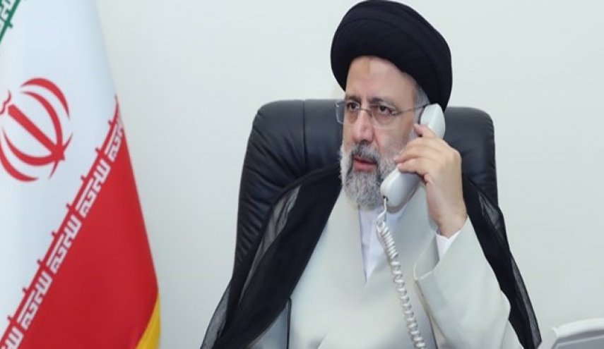 رئيسي يؤكد على تسريع إغاثة المنكوبين بالزلزال في أذربيجان الغربية