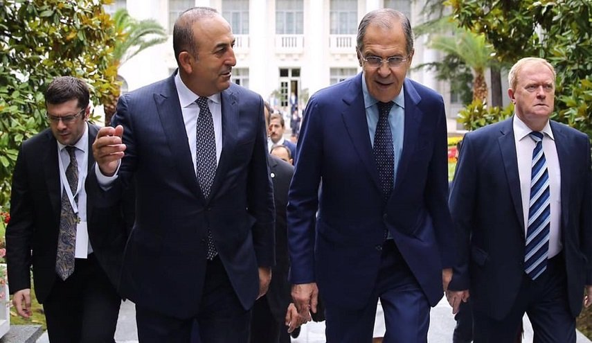 روسيا تؤكد استعدادها للمساعدة في تطبيع العلاقات بين سوريا وتركيا 
