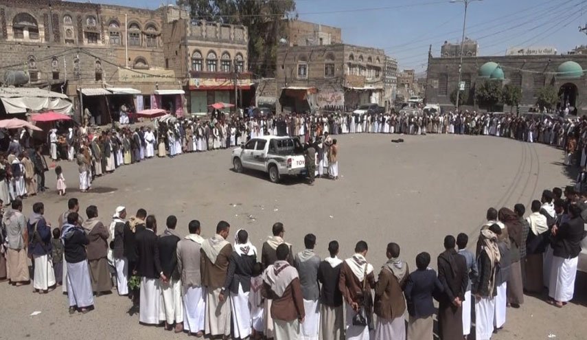 اليمن..وقفتان بمدينة ذمار تنديدا بحرق نسخ من القرآن الكريم