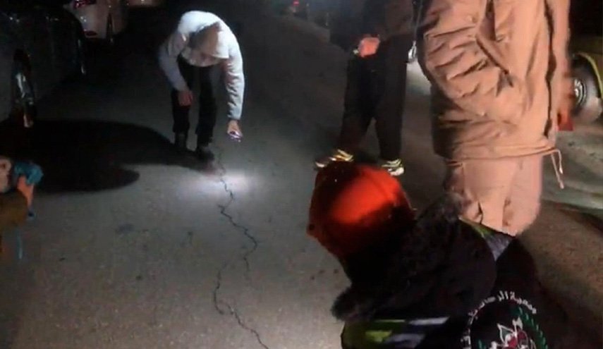 شاهد..تشققات في بعض شوارع ومنازل صور وصيدا جنوبي لبنان