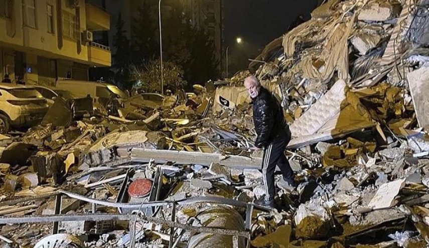 فريق فلسطيني يغادر لاغاثة المنكوبين في سوريا وتركيا