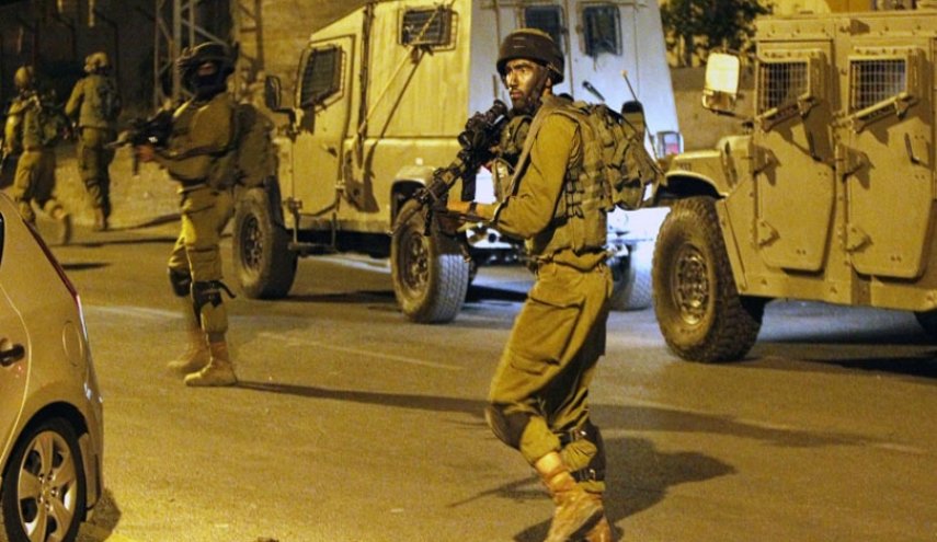 الاحتلال أمهل عائلة الشهيد 'حسين قراقع' لإخلاء منزلهم