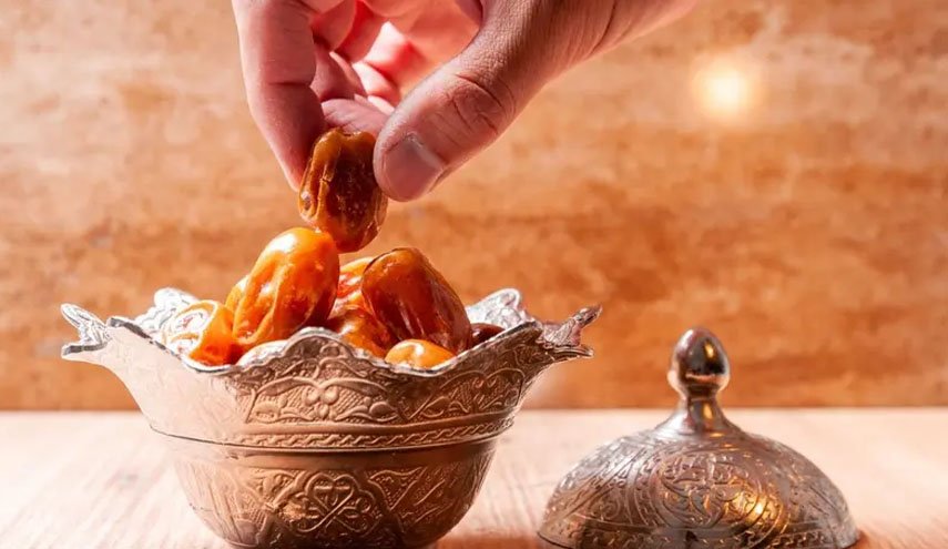 فوائد التمر لمرضى السكري وفقر الدم.. إليك الكمية المناسبة