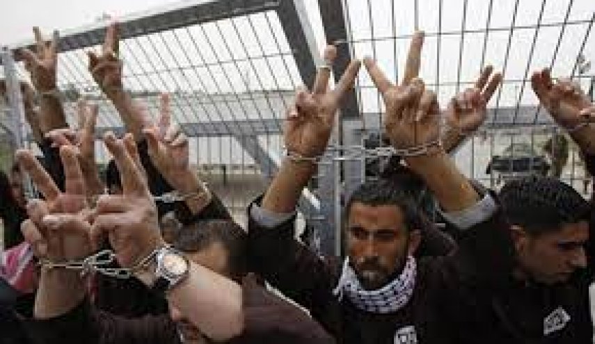 الأسرى الفلسطينيون ينفّذون اليوم خطوات 'عصيان' جماعي 