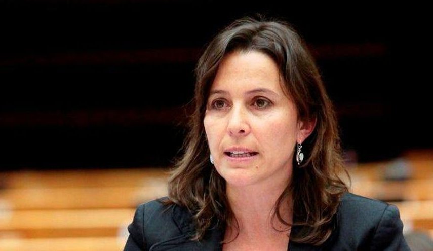 سلطات الاحتلال تمنع نائبة بالبرلمان الأوروبي من دخولها أراضي فلسطين 
