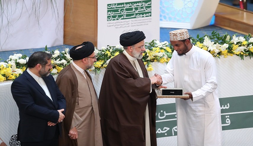 بتكريم المتفوقين.. إختتام مسابقات طهران الدولية الـ'39' للقرآن الكريم 