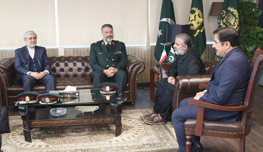 تزايد زراعة الأفيون في المنطقة هاجس مشترك لدى باكستان وإيران