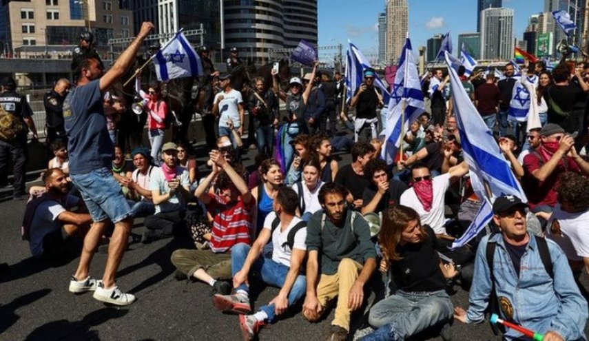 فلسطين المحتلة...إغلاق طرق احتجاجا على الإصلاحات القضائية