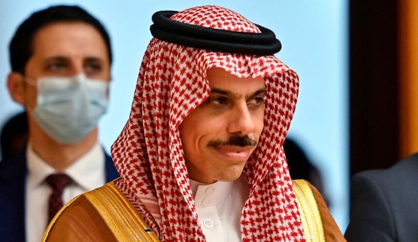 بن فرحان : اتطلع إلى لقاء أمير عبد اللهيان قريباً