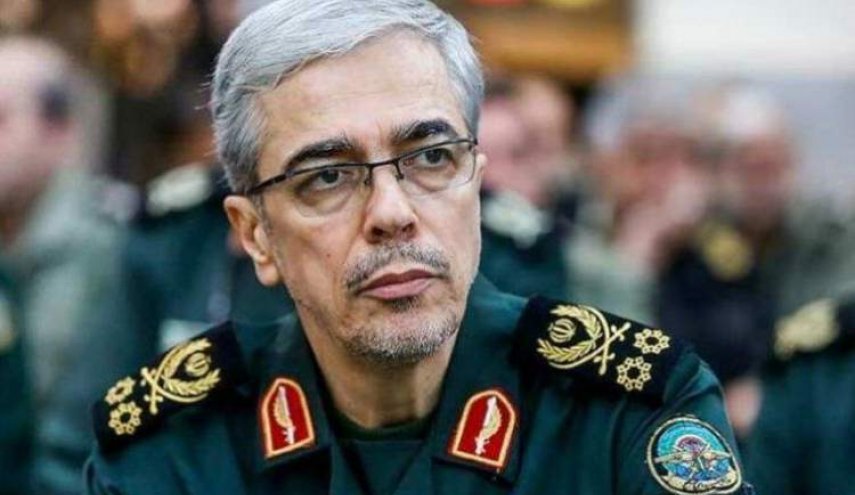 اللواء باقري: ثورتنا الإسلامية هي نتاج جهاد التشيع وأفكار الإمام الخميني(ره)