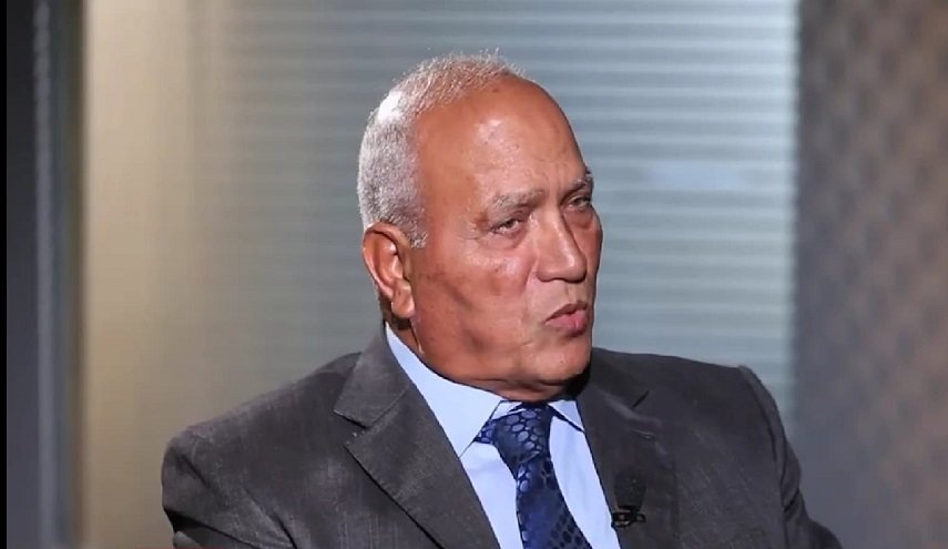 الأشعل: لا مصلحة في استمرار قطع العلاقات بين مصر وإيران