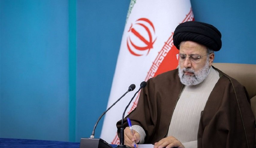رئيسي يهنئ قادة الدول الإسلامية بحلول شهر رمضان المبارك