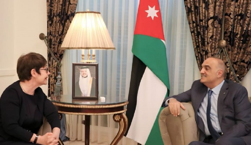 الخصاونة: البنك الأوروبي شريك وداعم مهم للأردن
