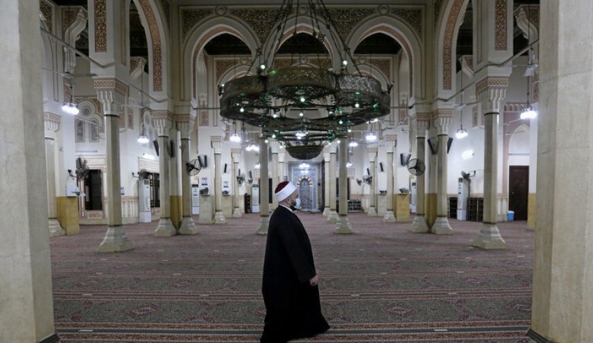 السلطات المصرية تتخذ قرارا بخصوص حرمة المساجد لأول مرة في تاريخ البلاد

